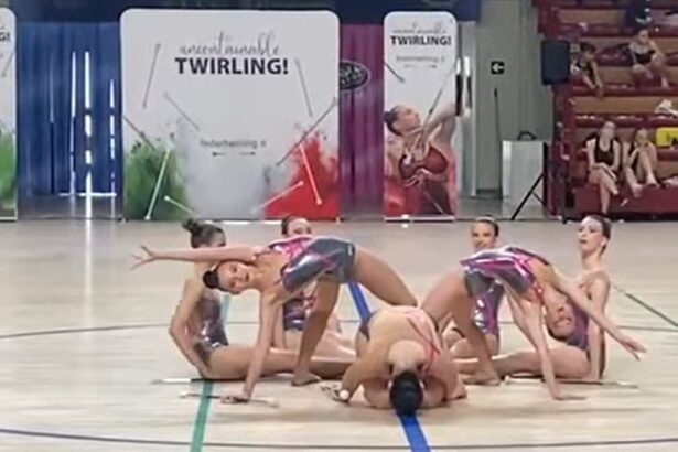 libellule marsala twirling